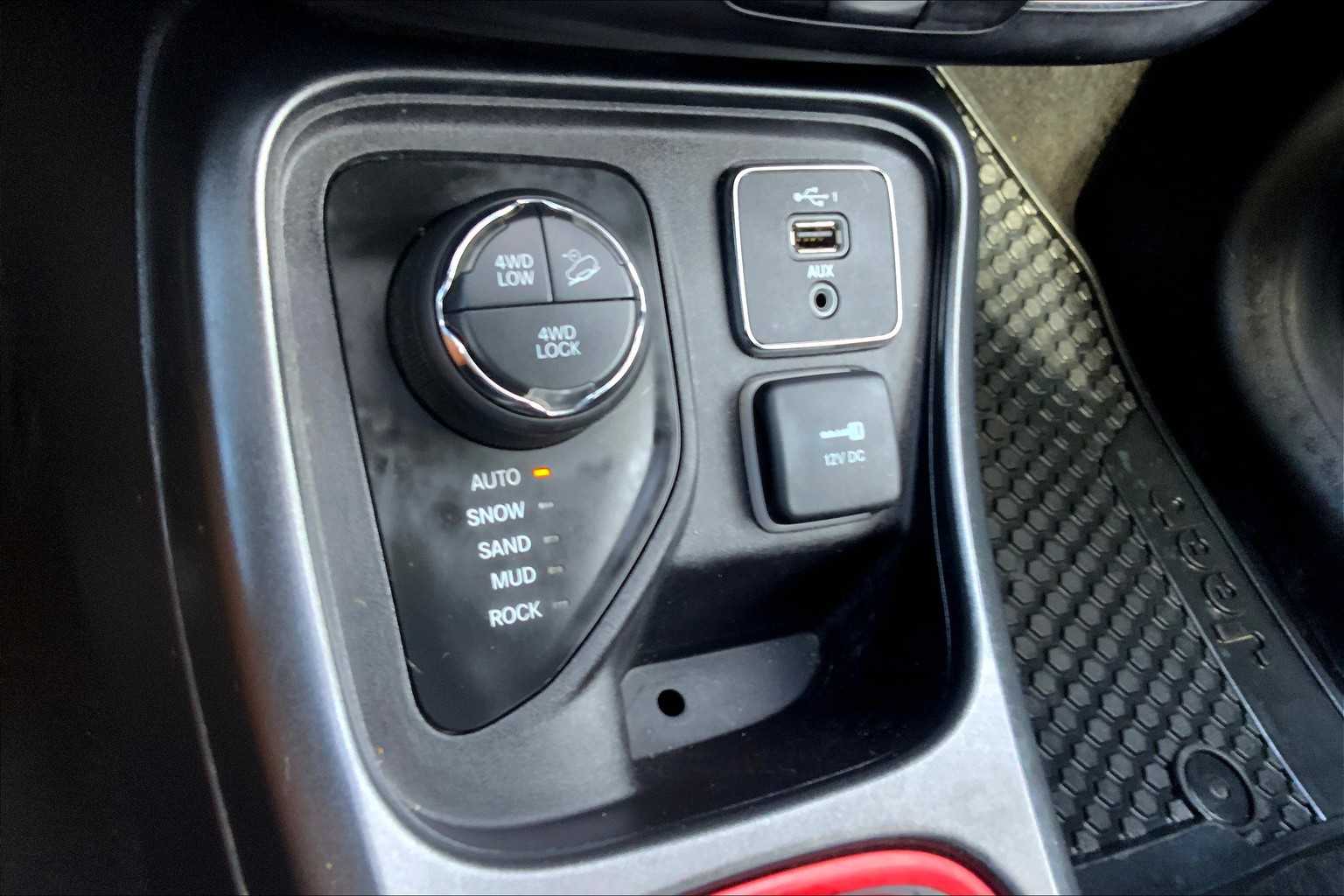 2019 Jeep Compass Trailhawk photo 25