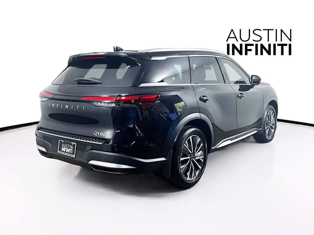 2026 Infiniti QX60 Luxe photo 5