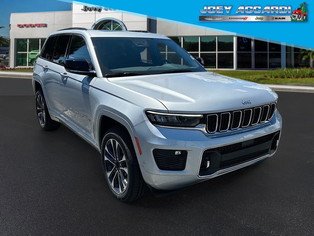 2025 Jeep Grand Cherokee Overland's photo