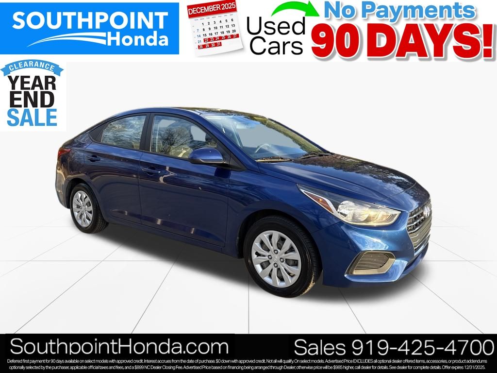 2022 Hyundai Accent SE's photo