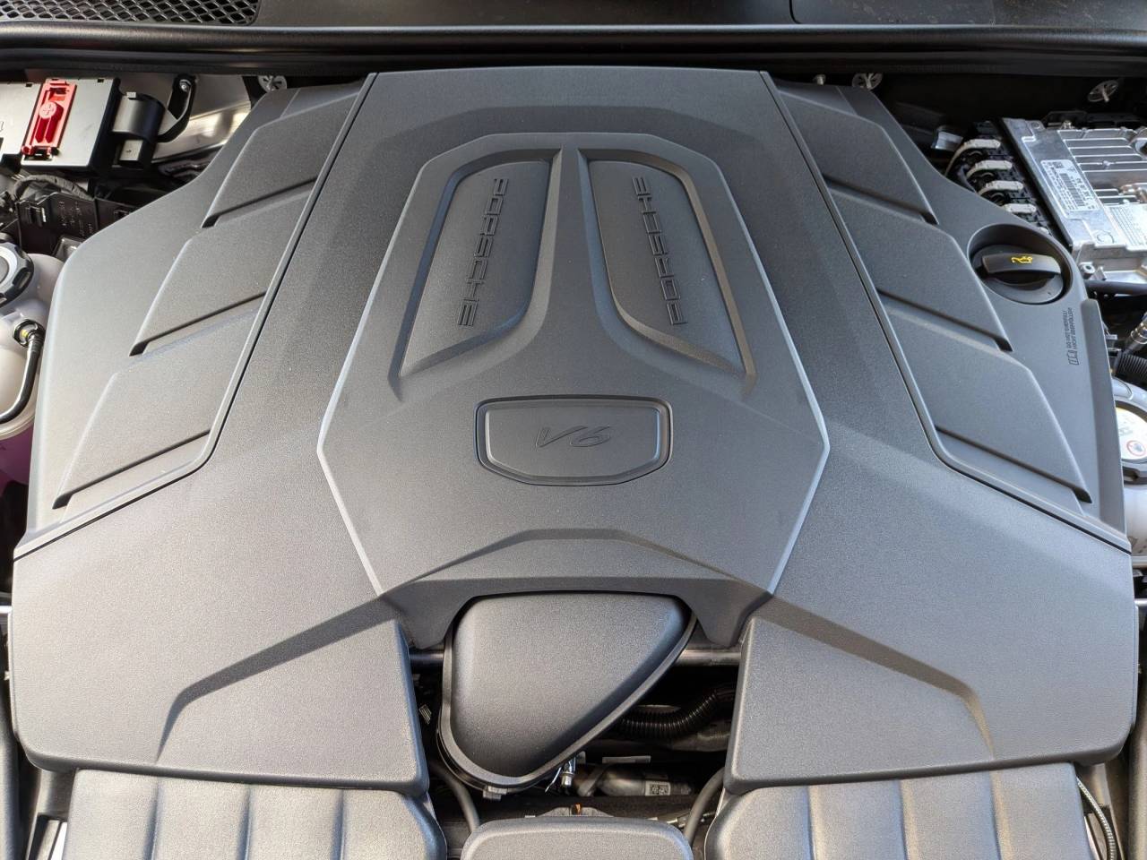 2026 Porsche Cayenne S E-Hybrid Coupe photo 26