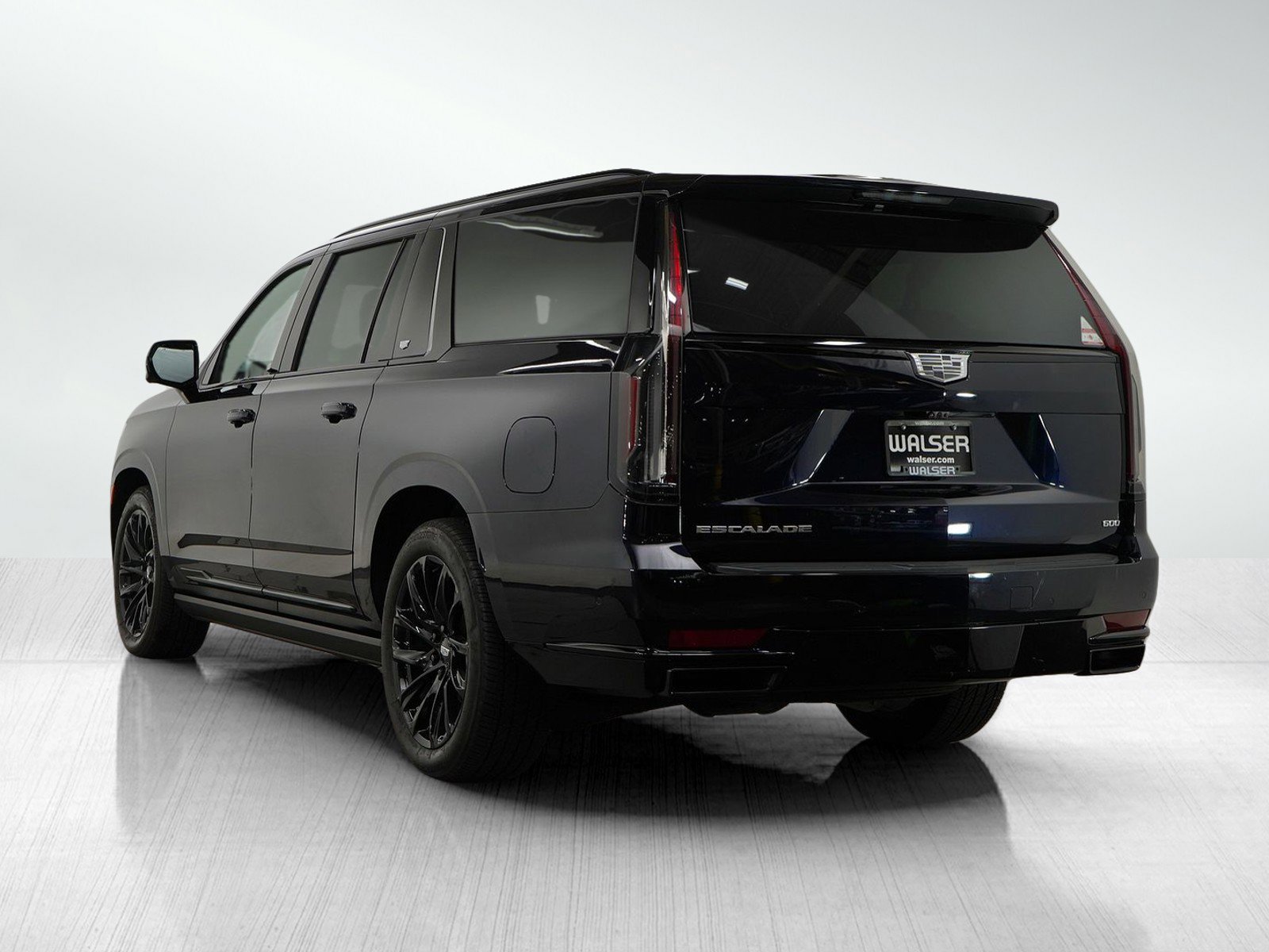 2023 Cadillac Escalade ESV Sport Platinum photo 3