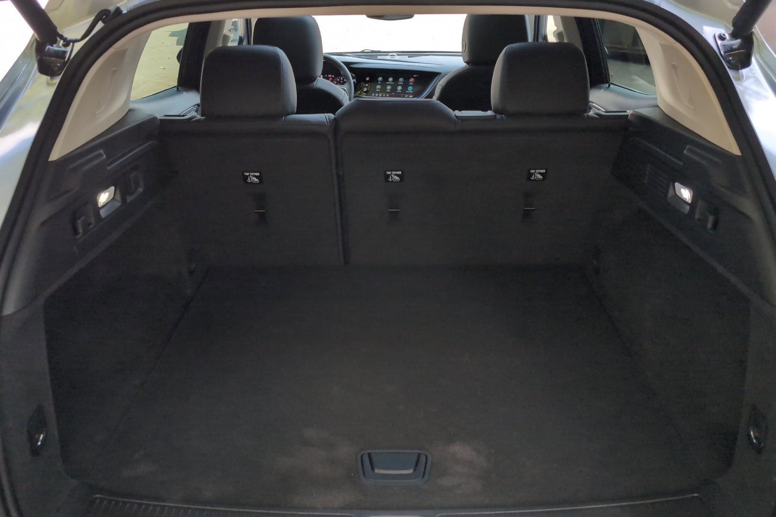 2022 Buick Envision Essence photo 13