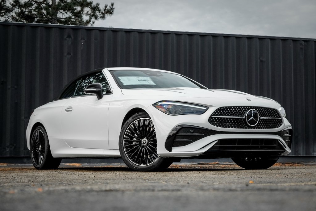 2026 Mercedes-Benz CLE CLE 300's photo