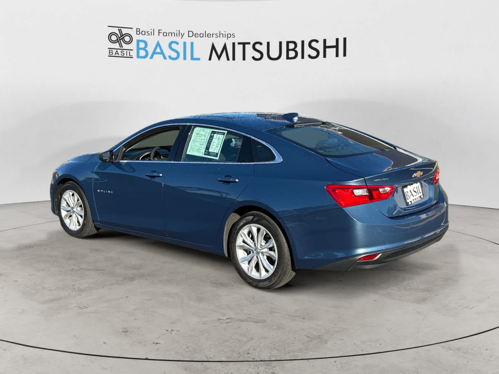 2024 Chevrolet Malibu 1LT photo 3