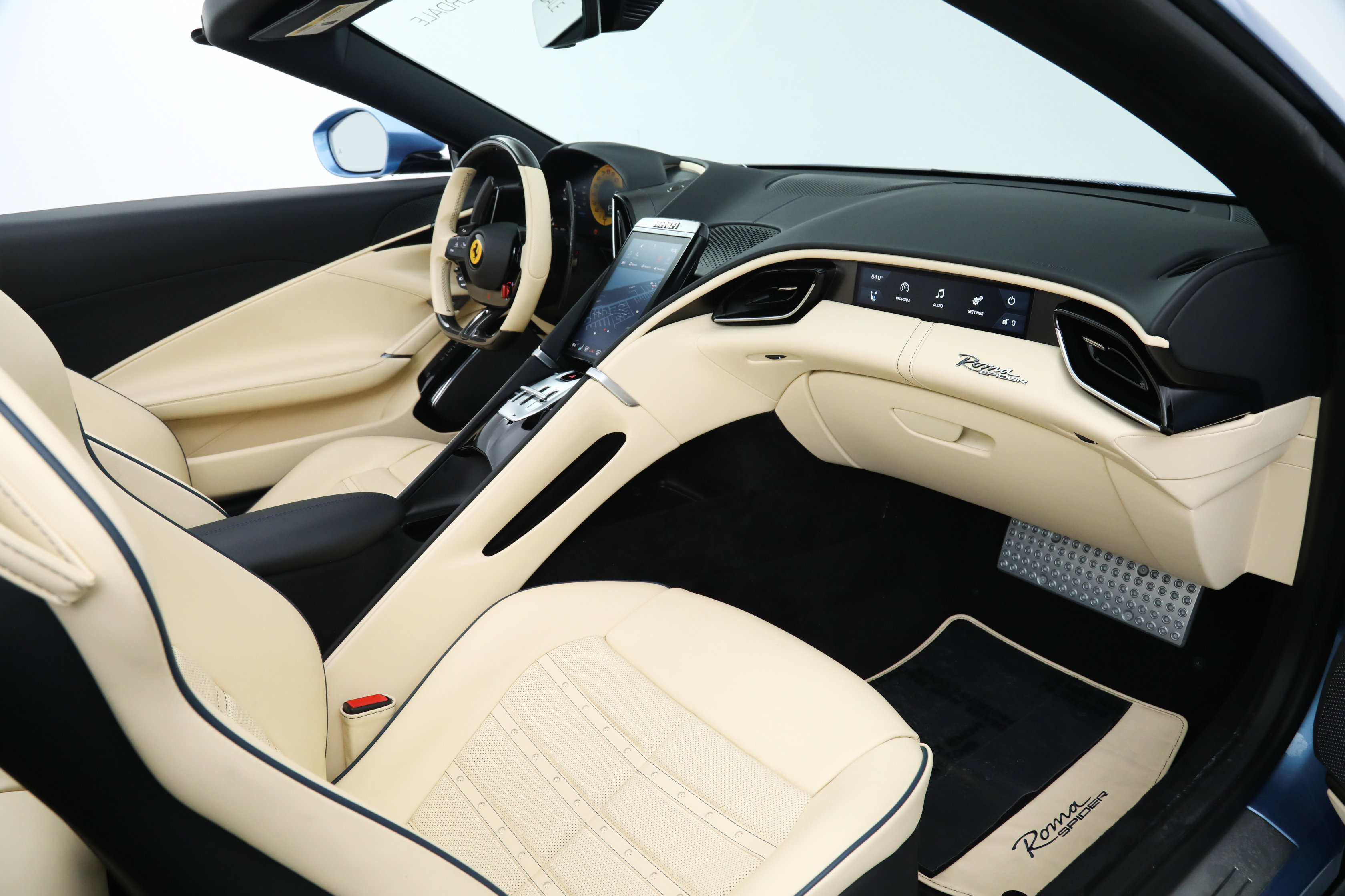 2025 Ferrari Roma Spider photo 20