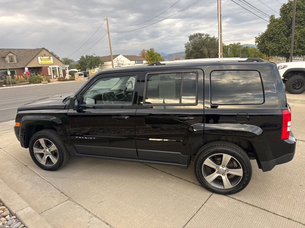 2016 Jeep Patriot High Altitude photo 4