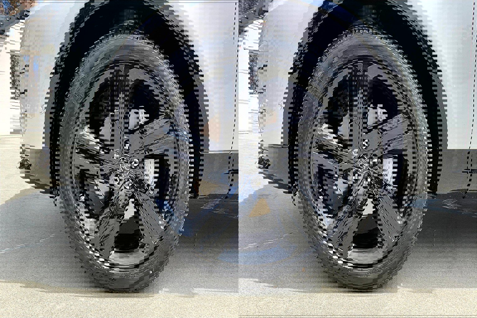 2025 Land Rover Discovery SE photo 11