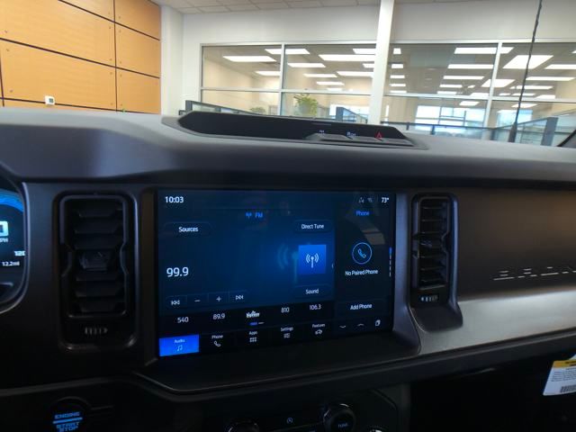 2025 Ford Bronco Base photo 15