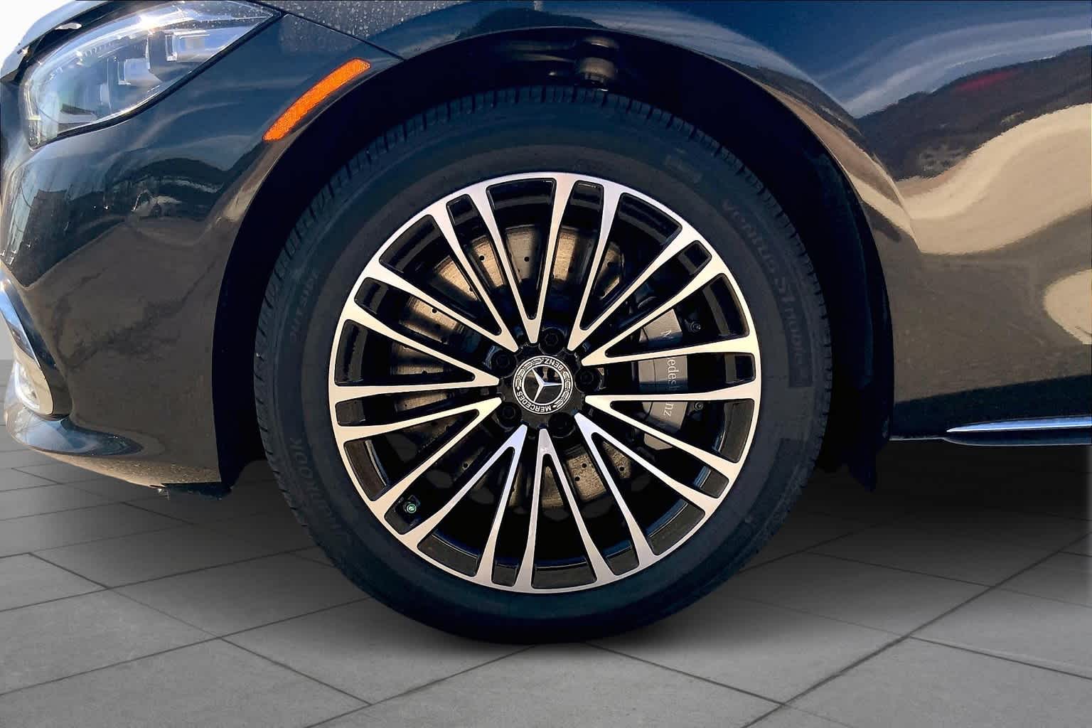 2024 Mercedes Benz S 580 4MATIC photo 19