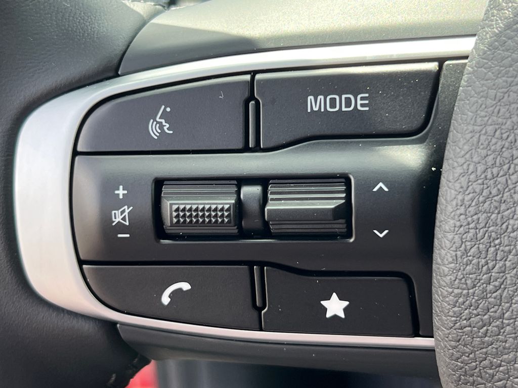 2025 Kia K5 GT-Line photo 24