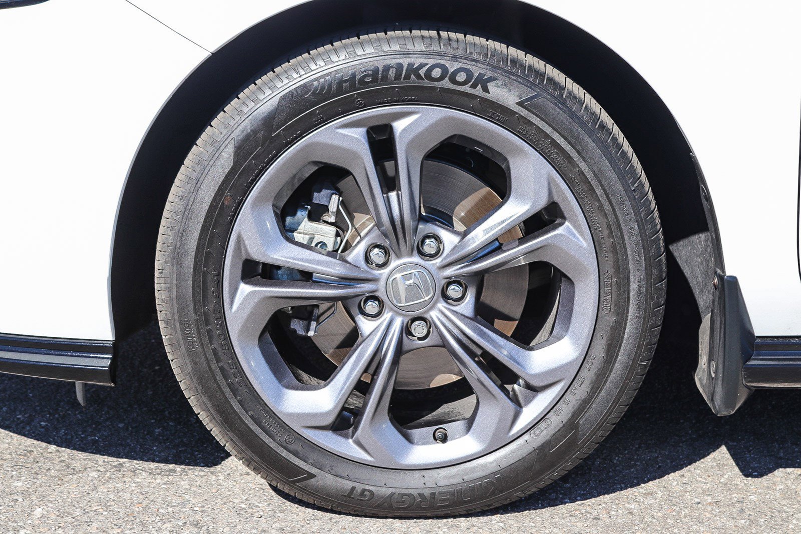 2024 Honda Accord Hybrid EX-L photo 10