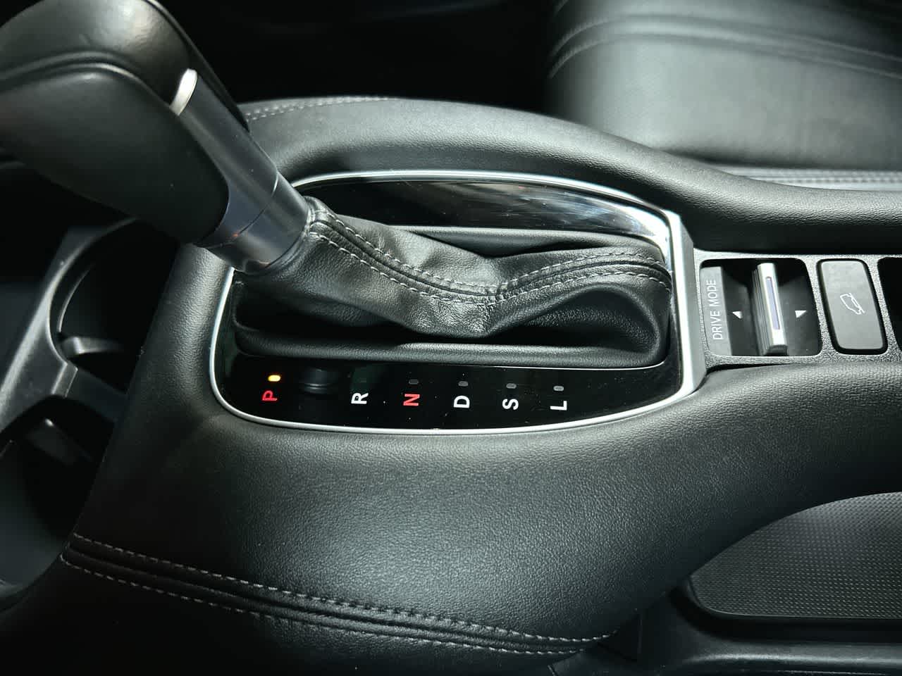 2024 Honda HR-V EX-L photo 25