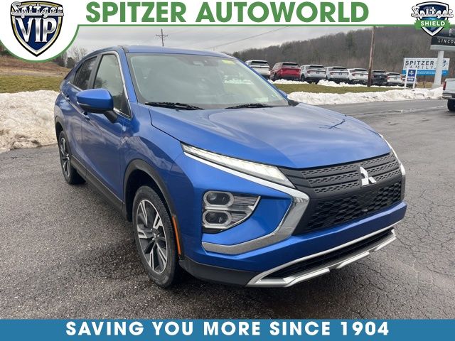 2024 Mitsubishi Eclipse Cross SE's photo
