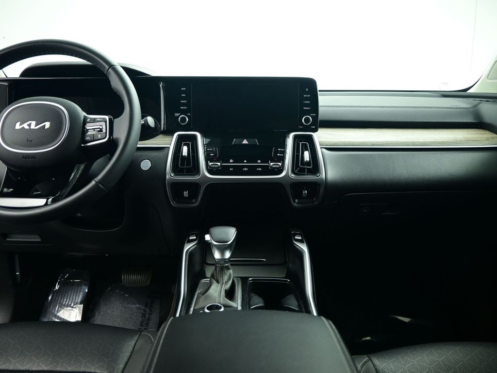 2023 Kia Sorento X-Line EX photo 9