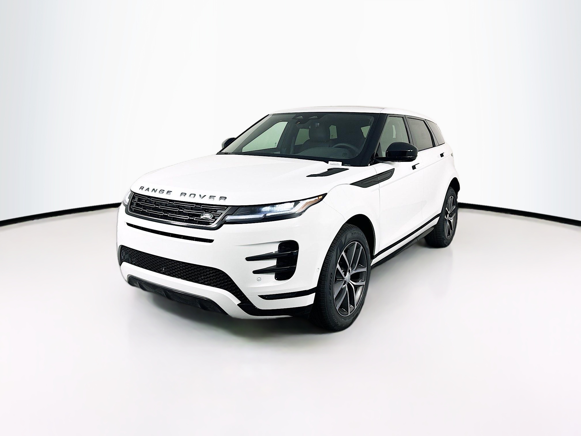 2026 Land Rover Range Rover Evoque Dynamic SE