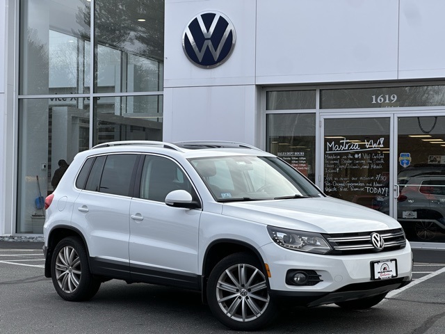 2016 Volkswagen Tiguan SE's photo