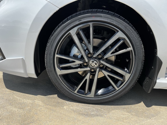 2025 Toyota Camry XSE photo 7