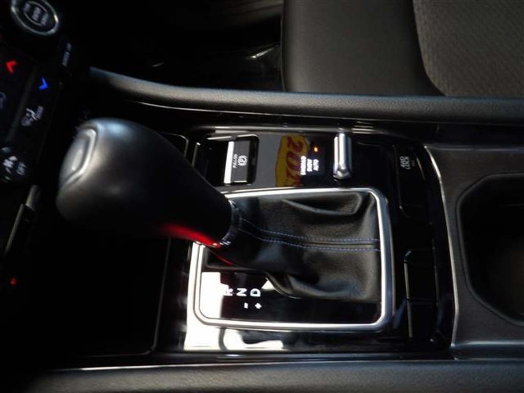 2022 Jeep Compass Latitude photo 28