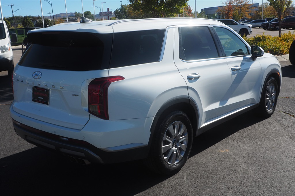 2025 Hyundai Palisade SEL photo 4