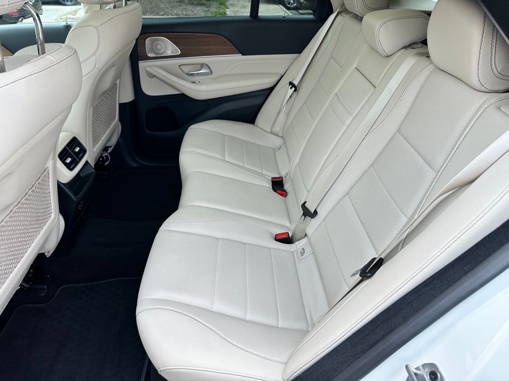 2022 Mercedes Benz GLE 450 4MATIC photo 7
