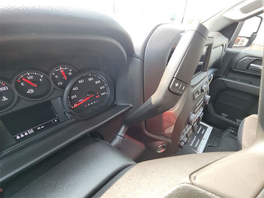 2025 Chevrolet Silverado 2500HD Custom photo 20