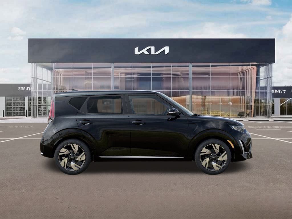 2025 Kia Soul GT-Line photo 4