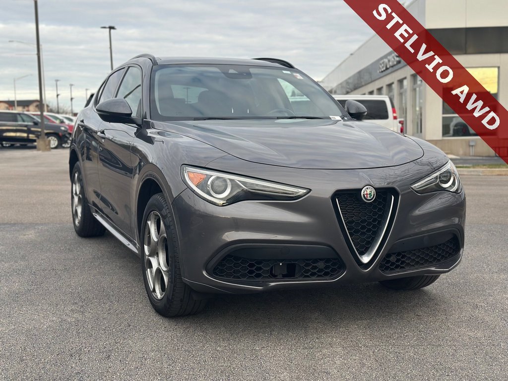2020 Alfa Romeo Stelvio Sport's photo