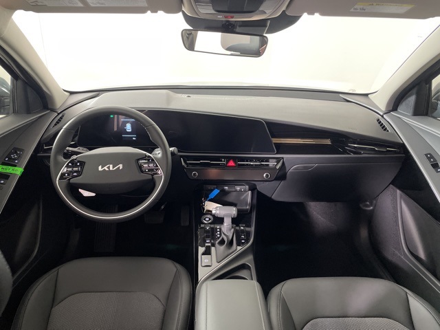 2025 Kia Niro EX Touring photo 30
