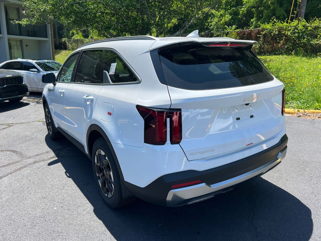 2025 Kia Sorento S photo 5