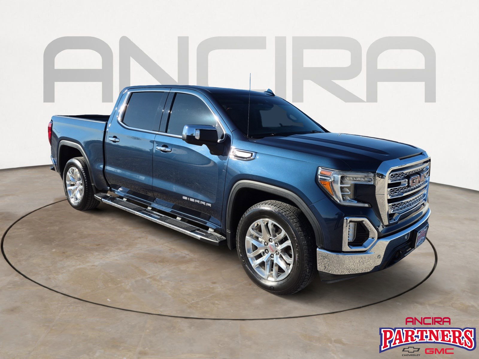 2019 GMC Sierra 1500 SLT's photo