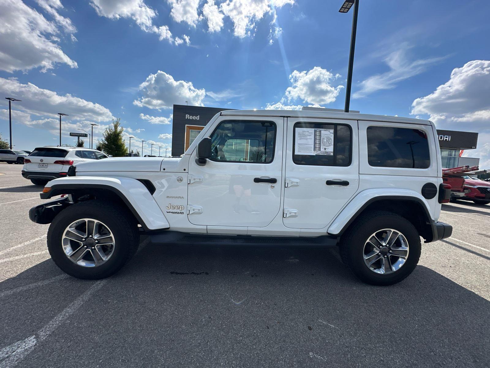 2021 Jeep Wrangler Unlimited Sahara photo 2