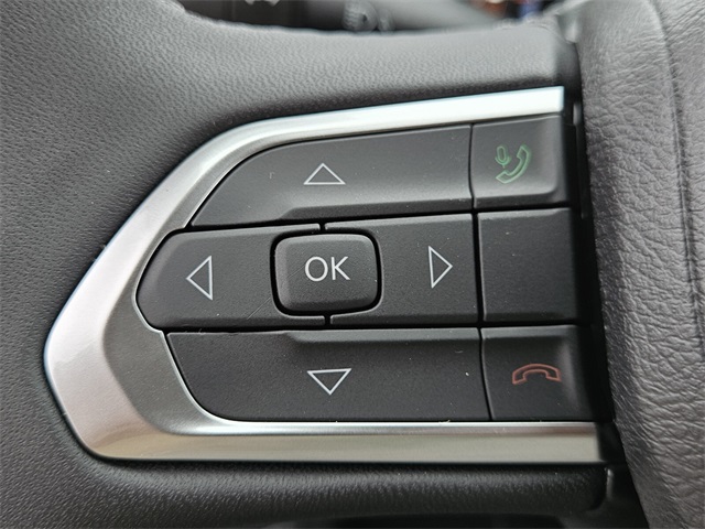 2026 Jeep Compass Latitude Altitude photo 24