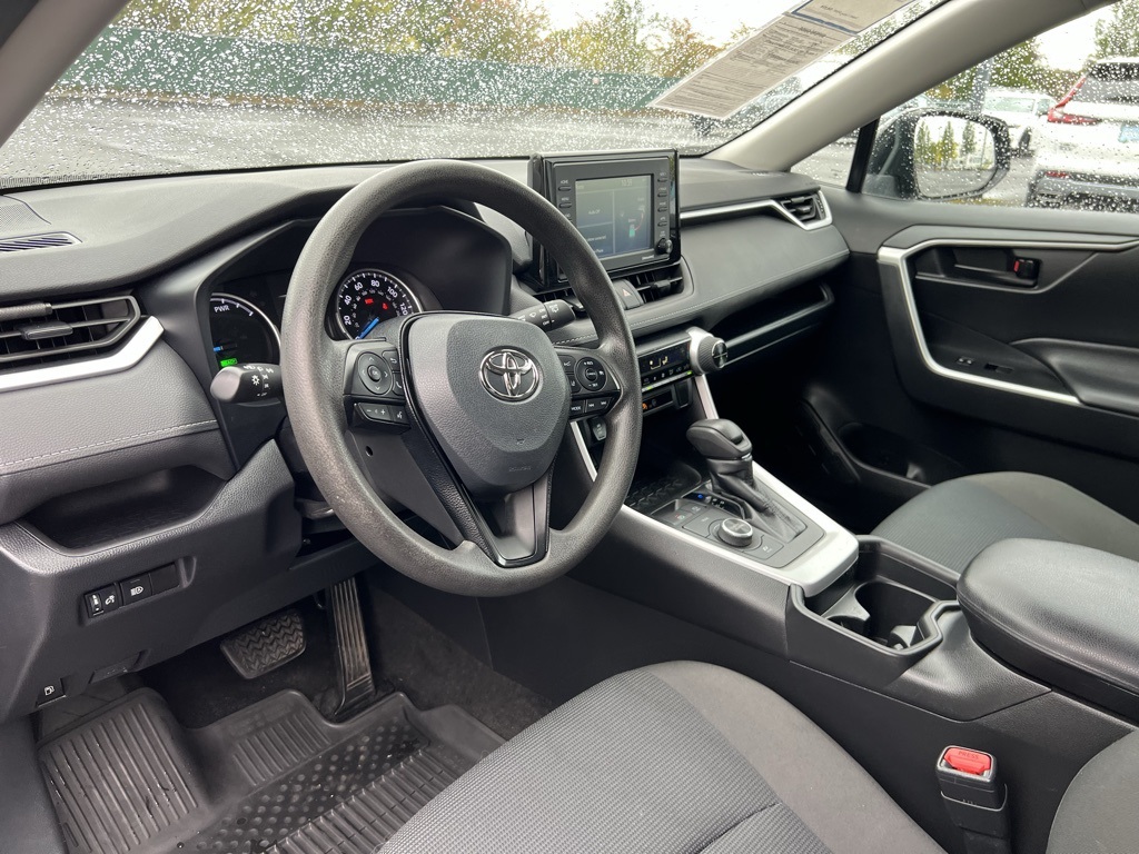 2021 Toyota RAV4 Hybrid LE photo 11