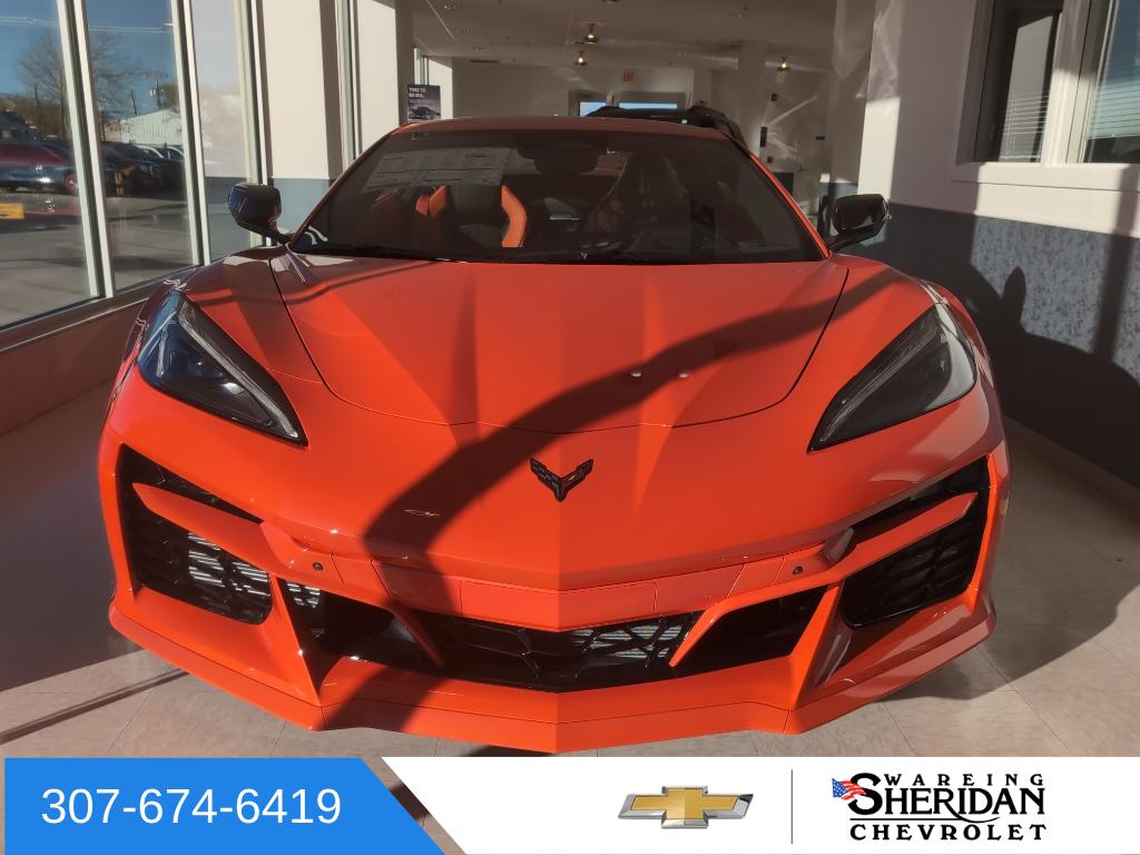 2025 Chevrolet Corvette E-Ray 3LZ photo 2