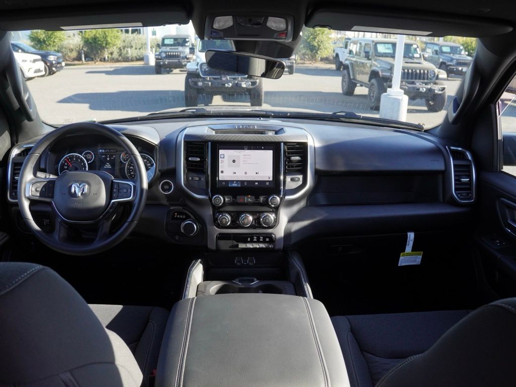 New 2026 Diamond Black Crystal Pearl-Coat Exterior Paint RAM Big Horn image 26