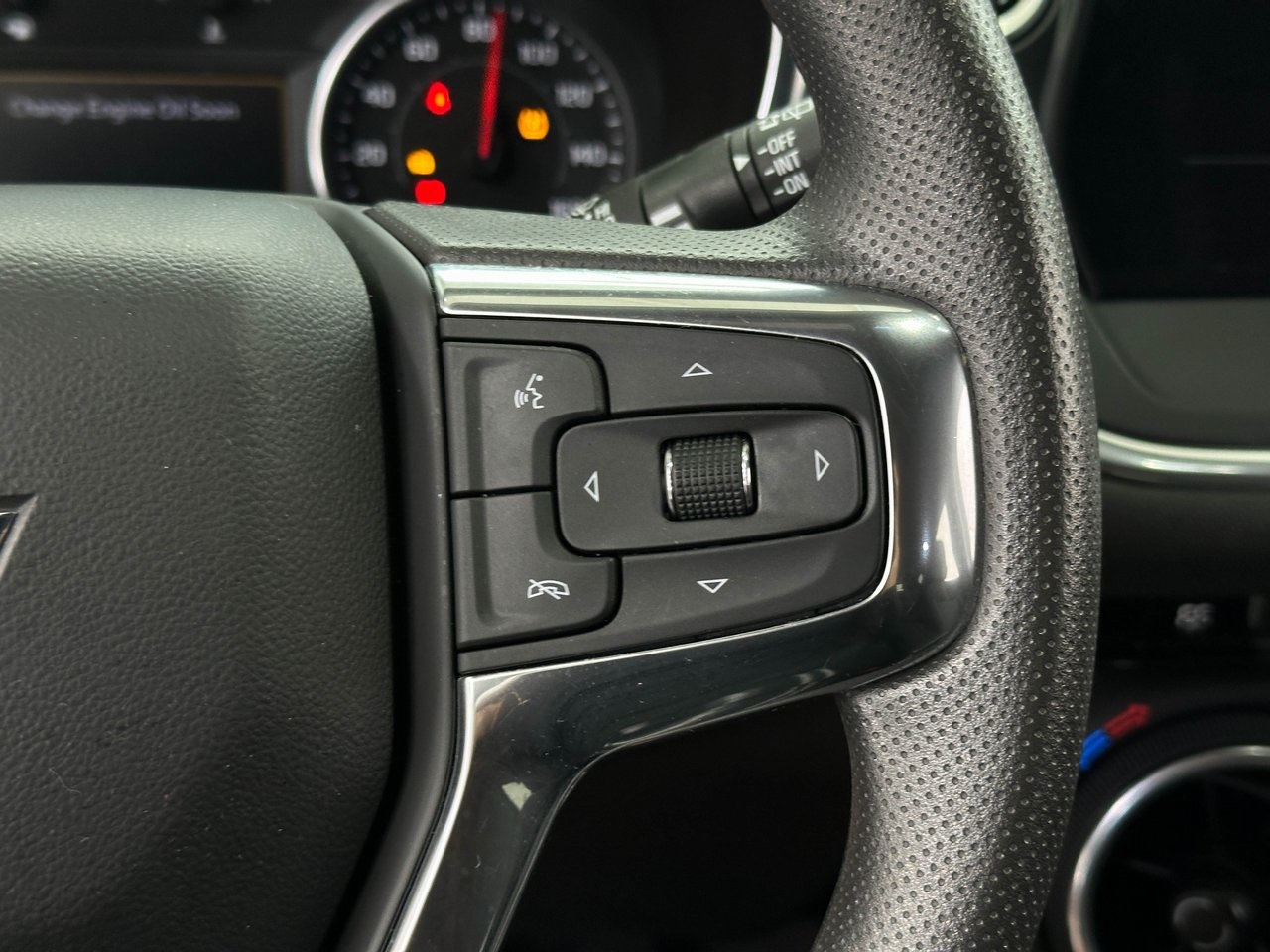 2023 Chevrolet Blazer 2LT photo 23
