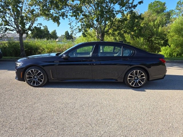 2022 Bmw 750Li photo 2