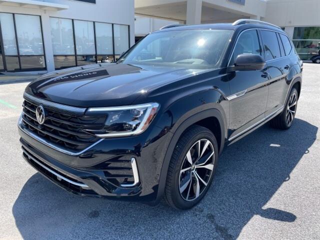 2025 Volkswagen Atlas SEL Premium R-Line photo 3