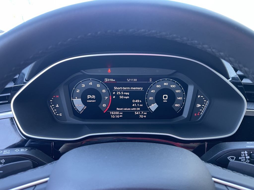 2025 Audi Q3 S line Premium photo 10