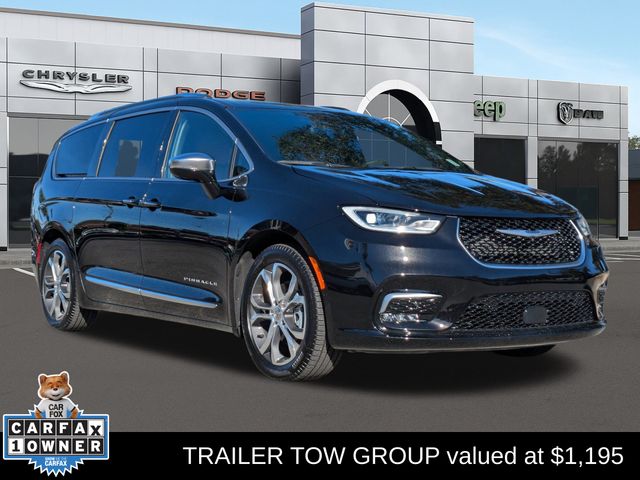 2024 Chrysler Pacifica Pinnacle's photo
