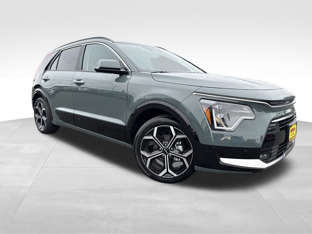 2025 Kia Niro SX Touring's photo
