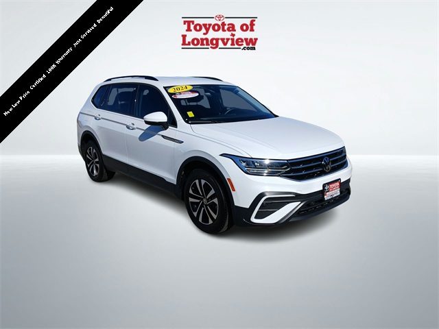 2024 Volkswagen Tiguan S's photo