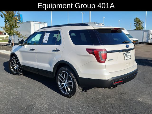2017 Ford Explorer Sport photo 3