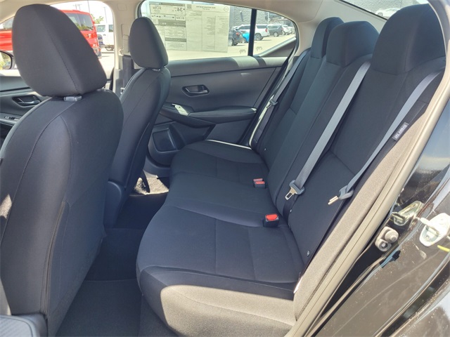 2025 Nissan Sentra S photo 5