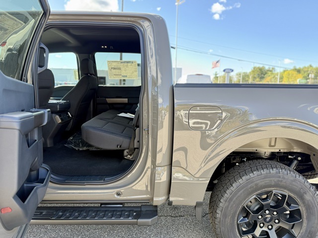 2025 Ford F-150 STX photo 25