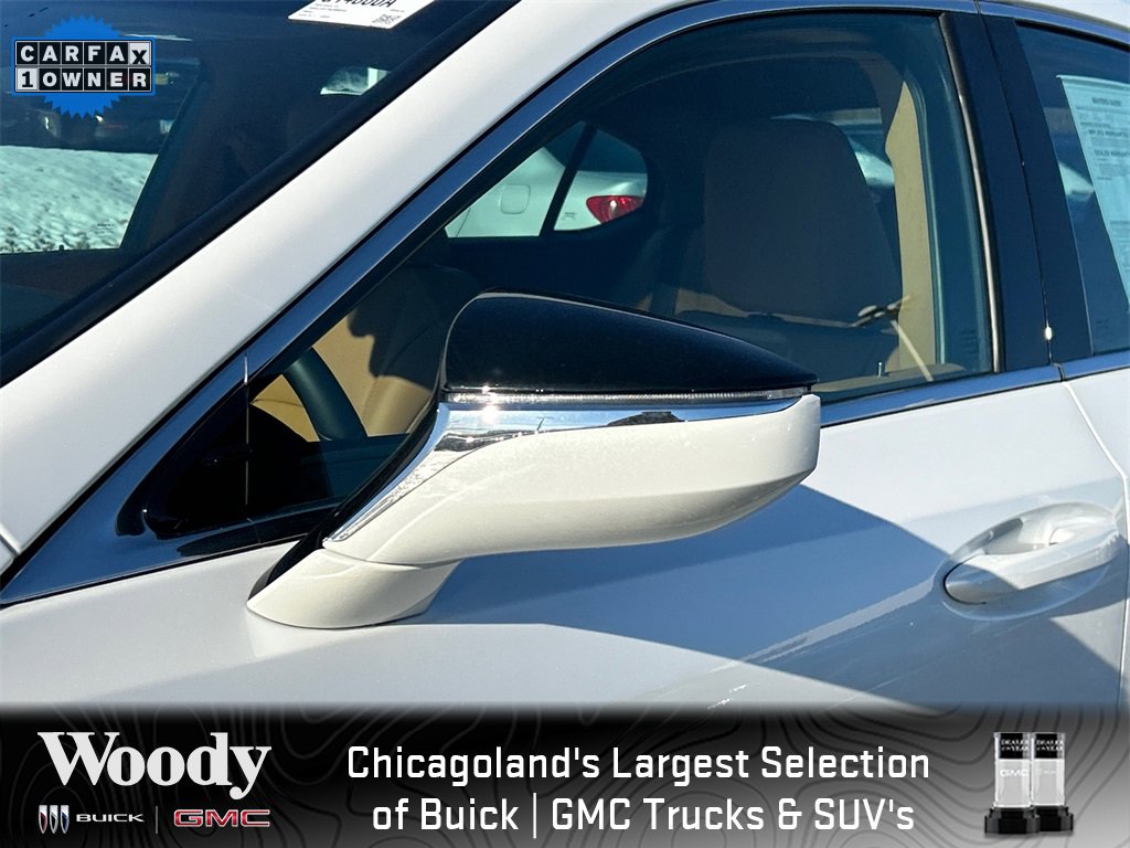 2025 LEXUS ES - Image 11