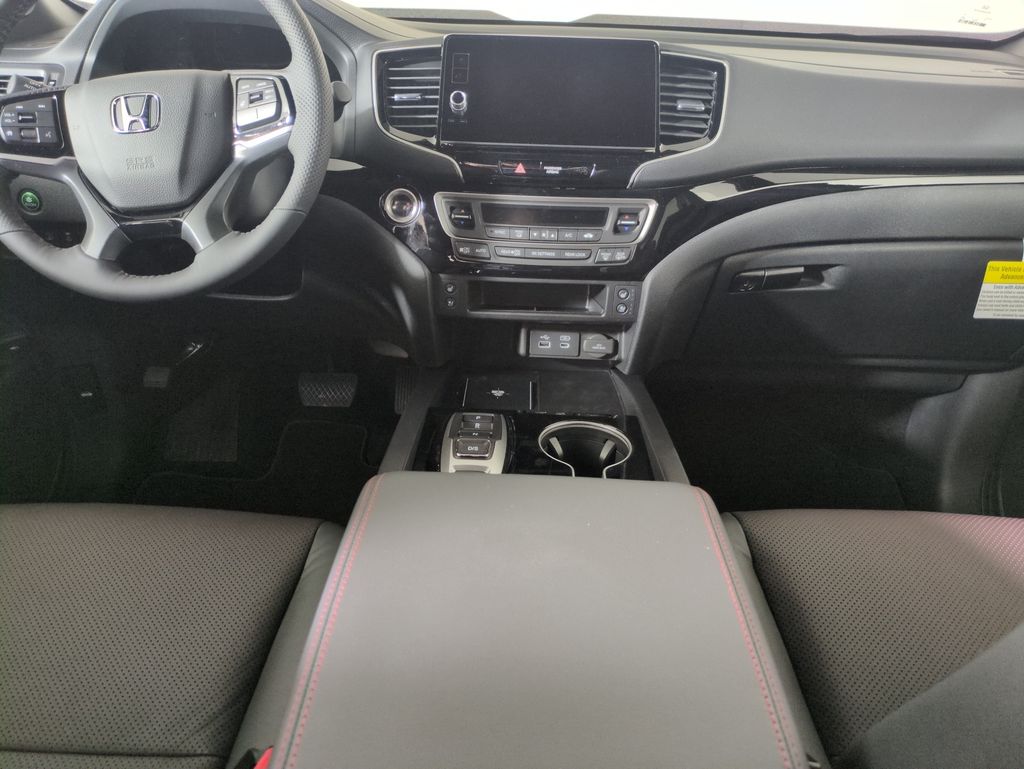2026 Honda Ridgeline Black Edition photo 17