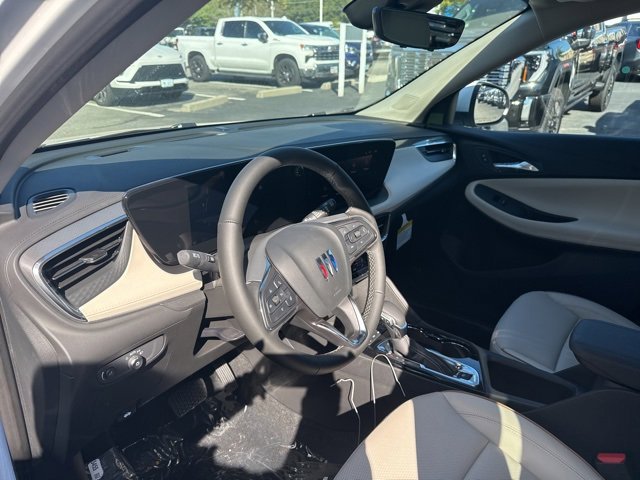 2026 Buick Encore GX Avenir photo 11