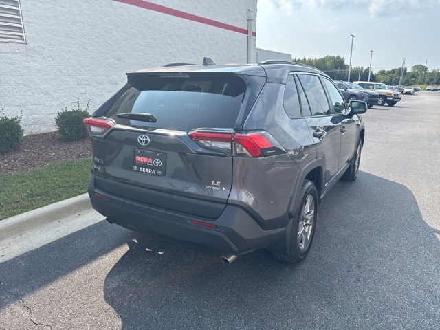 2024 Toyota RAV4 Hybrid LE photo 2